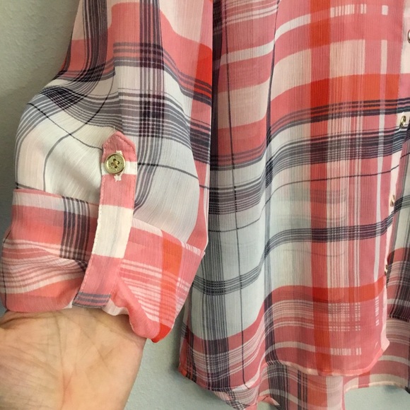 Tommy Hilfiger Button-Down Sheer Plaid With Roll Tabs Sleeves Size M NWOT - Picture 5 of 13